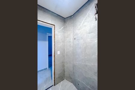 Apartamento à venda com 70m², 2 quartos e sem vagaBanheiro