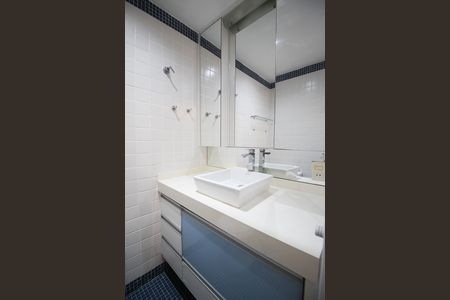 Apartamento para alugar com 110m², 3 quartos e 2 vagas