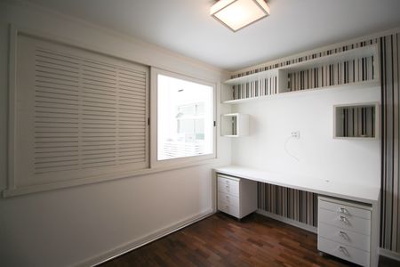 Apartamento para alugar com 110m², 3 quartos e 2 vagas