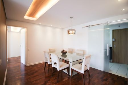 Apartamento para alugar com 110m², 3 quartos e 2 vagas