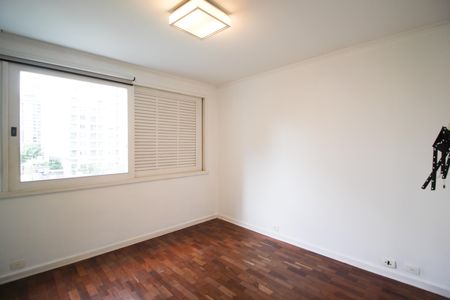 Apartamento para alugar com 3 quartos, 110m² em Itaim Bibi, São Paulo