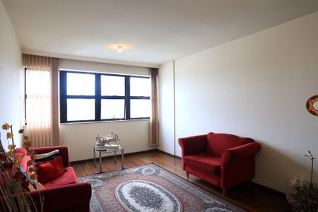 Apartamento à venda com 163m², 4 quartos e 1 vaga Apartamento à venda com 163m², 4 quartos e 1 vagaSala