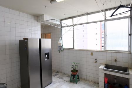 Apartamento à venda com 163m², 4 quartos e 1 vaga Apartamento à venda com 163m², 4 quartos e 1 vagaÁrea de Serviço