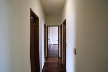 Apartamento à venda com 163m², 4 quartos e 1 vaga Apartamento à venda com 163m², 4 quartos e 1 vagaCorredor