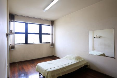 Apartamento à venda com 163m², 4 quartos e 1 vaga Apartamento à venda com 163m², 4 quartos e 1 vagaQuarto 3