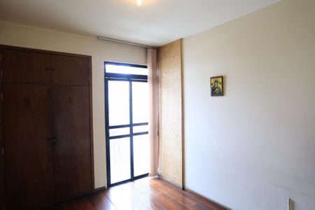 Apartamento à venda com 163m², 4 quartos e 1 vaga Apartamento à venda com 163m², 4 quartos e 1 vagaQuarto 2