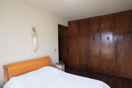 Apartamento à venda com 163m², 4 quartos e 1 vaga Apartamento à venda com 163m², 4 quartos e 1 vagaSuíte