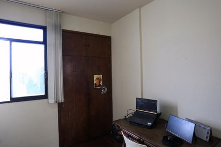 Apartamento à venda com 163m², 4 quartos e 1 vaga Apartamento à venda com 163m², 4 quartos e 1 vagaQuarto 1