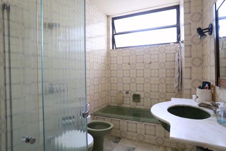 Apartamento à venda com 163m², 4 quartos e 1 vaga Apartamento à venda com 163m², 4 quartos e 1 vagaBanheiro