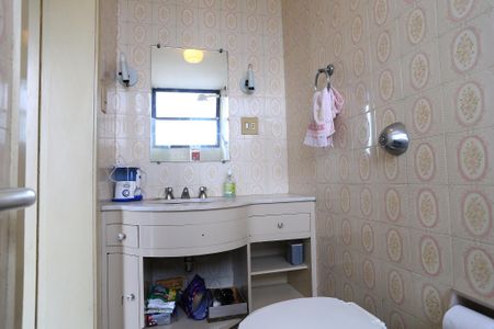 Apartamento à venda com 163m², 4 quartos e 1 vaga Apartamento à venda com 163m², 4 quartos e 1 vagaBanheiro da Suíte