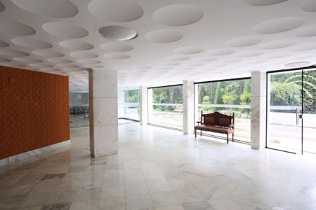 Apartamento à venda com 163m², 4 quartos e 1 vaga Apartamento à venda com 163m², 4 quartos e 1 vagaÁrea comum