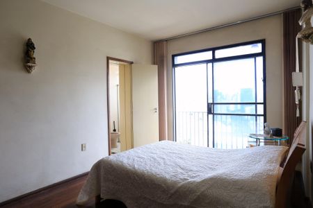 Apartamento à venda com 163m², 4 quartos e 1 vaga Apartamento à venda com 163m², 4 quartos e 1 vagaSuíte