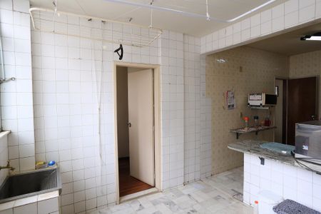 Apartamento à venda com 163m², 4 quartos e 1 vaga Apartamento à venda com 163m², 4 quartos e 1 vagaÁrea de Serviço