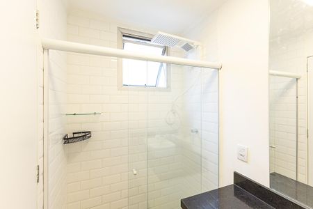 Apartamento para alugar com 100m², 3 quartos e 1 vaga Apartamento para alugar com 100m², 3 quartos e 1 vagaBanheiro da Suíte