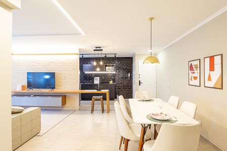 Apartamento para alugar com 100m², 3 quartos e 1 vaga Apartamento para alugar com 100m², 3 quartos e 1 vagaSala
