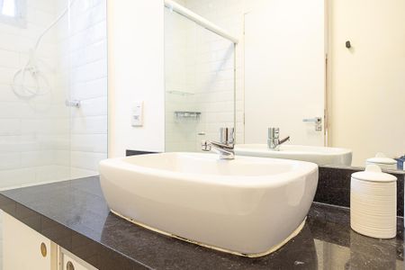 Apartamento para alugar com 100m², 3 quartos e 1 vaga Apartamento para alugar com 100m², 3 quartos e 1 vagaBanheiro da Suíte