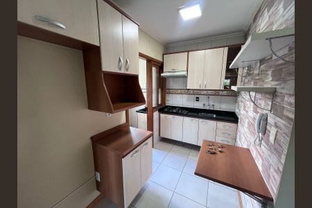 Cozinha de apartamento para alugar com 2 quartos, 70m² em Jardim Pinheiro, Poá