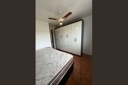 Casa de condomínio para alugar com 68m², 2 quartos e 2 vagas