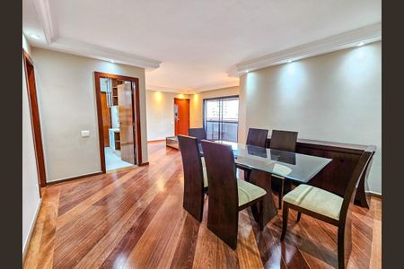 Apartamento à venda com 132m², 3 quartos e 2 vagas Apartamento à venda com 132m², 3 quartos e 2 vagasSala