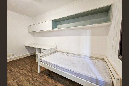 Apartamento à venda com 132m², 3 quartos e 2 vagas Apartamento à venda com 132m², 3 quartos e 2 vagasQuarto 2