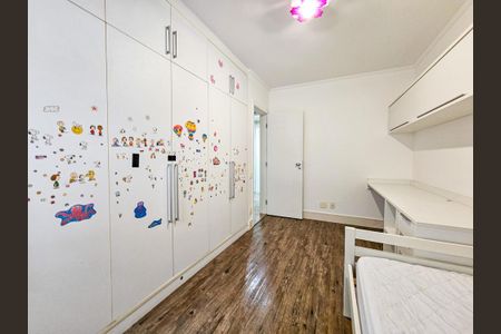 Apartamento à venda com 132m², 3 quartos e 2 vagas Apartamento à venda com 132m², 3 quartos e 2 vagasQuarto 2
