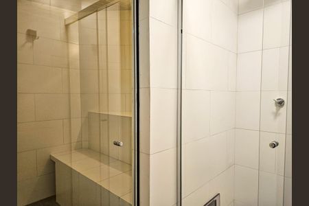 Apartamento à venda com 132m², 3 quartos e 2 vagas Apartamento à venda com 132m², 3 quartos e 2 vagasSaúna