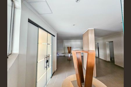 Apartamento à venda com 132m², 3 quartos e 2 vagas Apartamento à venda com 132m², 3 quartos e 2 vagasÁrea comum - Salão de festas