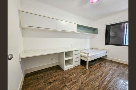 Apartamento à venda com 132m², 3 quartos e 2 vagas Apartamento à venda com 132m², 3 quartos e 2 vagasQuarto 2
