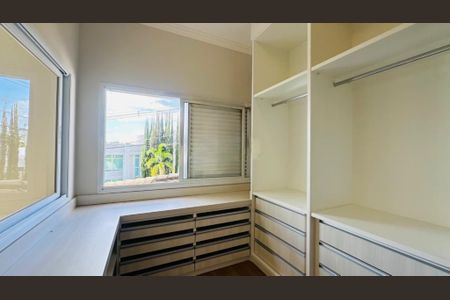 Casa de Condomínio para alugar com 4 quartos, 320m² em Swiss Park, Campinas