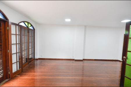 Casa para alugar com 500m², 4 quartos e 4 vagasQuarto 1