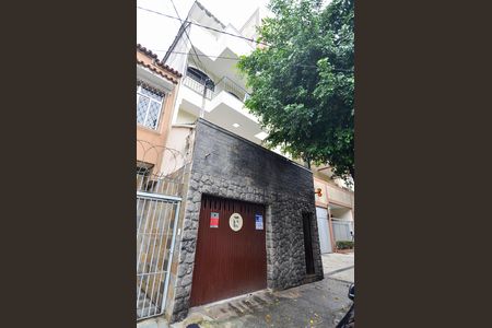 Casa para alugar com 500m², 4 quartos e 4 vagasFachada