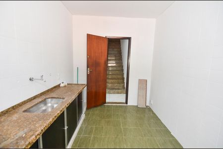 Casa para alugar com 500m², 4 quartos e 4 vagasCozinha