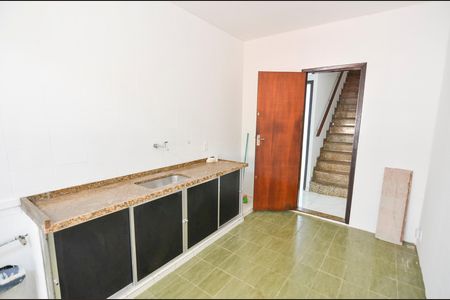 Casa para alugar com 500m², 4 quartos e 4 vagasCozinha