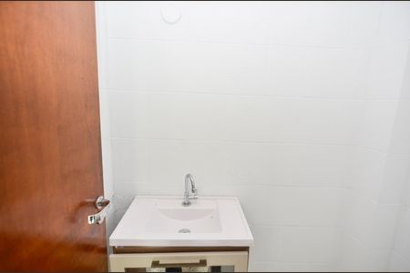 Casa para alugar com 500m², 4 quartos e 4 vagasBanheiro 2
