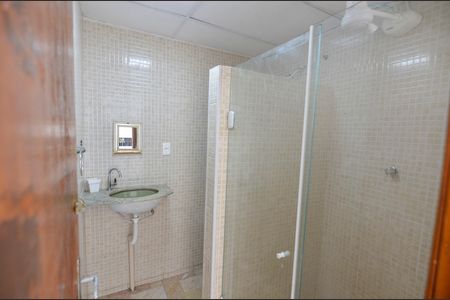 Casa para alugar com 500m², 4 quartos e 4 vagasBanheiro 1