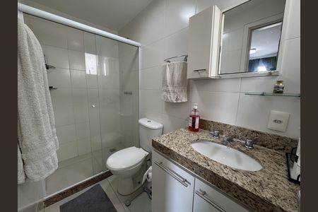 Apartamento à venda com 115m², 3 quartos e 2 vagas Apartamento à venda com 115m², 3 quartos e 2 vagasBanheiro