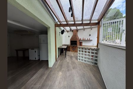 Apartamento à venda com 115m², 3 quartos e 2 vagas Apartamento à venda com 115m², 3 quartos e 2 vagasÁrea externa