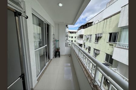 Apartamento à venda com 115m², 3 quartos e 2 vagas Apartamento à venda com 115m², 3 quartos e 2 vagasVaranda