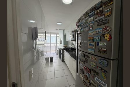 Apartamento à venda com 115m², 3 quartos e 2 vagas Apartamento à venda com 115m², 3 quartos e 2 vagasCozinha