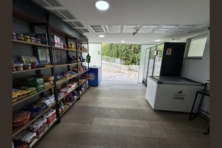 Apartamento à venda com 115m², 3 quartos e 2 vagas Apartamento à venda com 115m², 3 quartos e 2 vagasÁrea externa