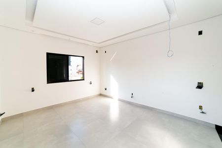 Suíte de casa para alugar com 1 quarto, 40m² em Sagrada Família, Belo Horizonte