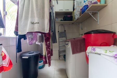 Apartamento à venda com 52m², 2 quartos e 1 vaga Apartamento à venda com 52m², 2 quartos e 1 vagaCozinha e Área de Serviço