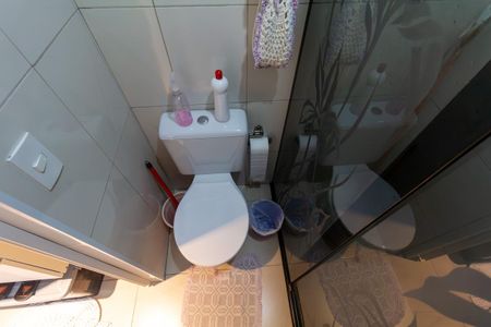 Apartamento à venda com 52m², 2 quartos e 1 vaga Apartamento à venda com 52m², 2 quartos e 1 vagaBanheiro