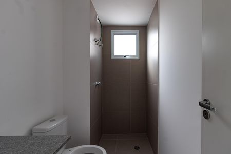 Apartamento à venda com 40m², 2 quartos e sem vaga Apartamento à venda com 40m², 2 quartos e sem vagaBanheiro
