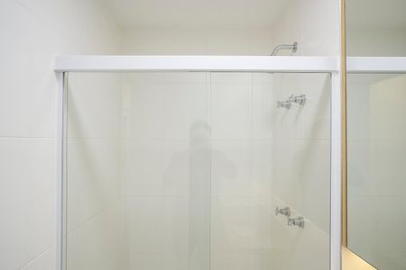 Apartamento à venda com 63m², 2 quartos e 2 vagasBanheiro da suíte