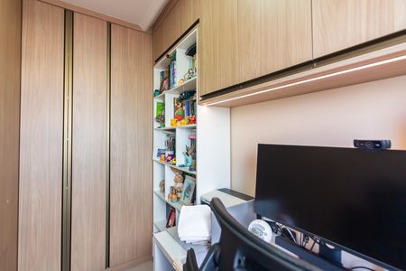 Apartamento à venda com 89m², 2 quartos e 2 vagas Apartamento à venda com 89m², 2 quartos e 2 vagasEscritório