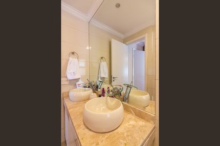 Apartamento à venda com 89m², 2 quartos e 2 vagas Apartamento à venda com 89m², 2 quartos e 2 vagasBanheiro da Suíte 2