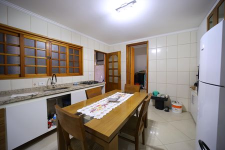 Cozinha de casa para alugar com 2 quartos, 132m² em Parque Boturussu, São Paulo