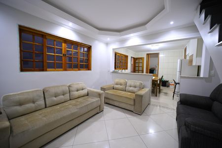 Sala de casa para alugar com 2 quartos, 132m² em Parque Boturussu, São Paulo