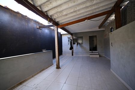 Área de Serviço de casa para alugar com 2 quartos, 132m² em Parque Boturussu, São Paulo